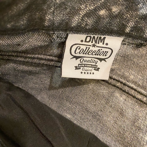 DNM Collection Jean Shorts Size 40 (BK) - Picture 6 of 11
